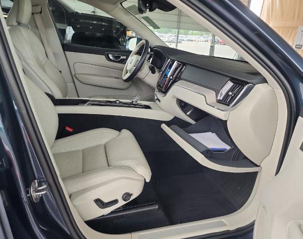 2022 Volvo XC60 Vehicle Photo in Houston, TX 77007