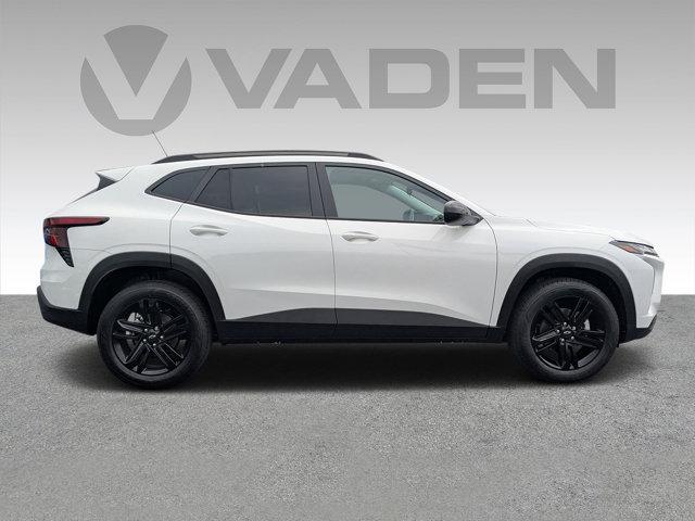 2025 Chevrolet Trax Vehicle Photo in BRUNSWICK, GA 31525-1881