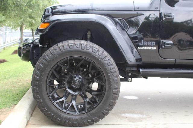2022 Jeep Gladiator Vehicle Photo in HOUSTON, TX 77090