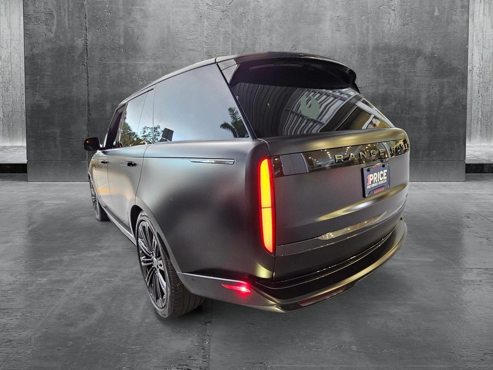 2024 Land Rover Range Rover Vehicle Photo in Fort Lauderdale, FL 33316