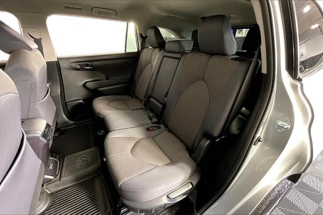 2024 Toyota Highlander Vehicle Photo in Tulsa, OK 74129