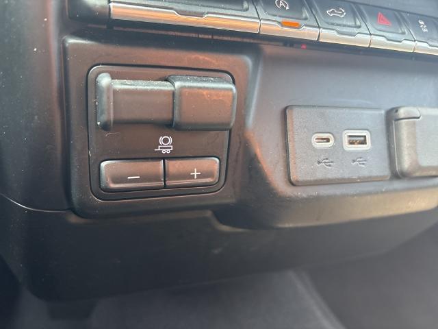 2020 Chevrolet Silverado 1500 Vehicle Photo in Peoria, IL 61615