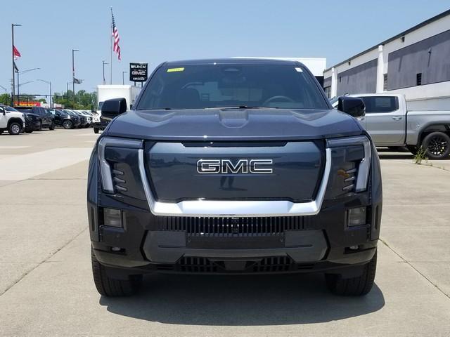 2025 GMC Sierra EV Vehicle Photo in ELYRIA, OH 44035-6349