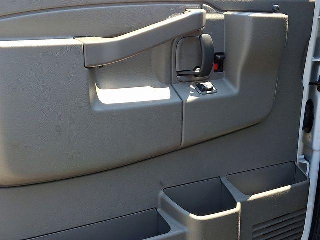 2023 GMC Savana Cargo 2500 Vehicle Photo in PAWLING, NY 12564-3219