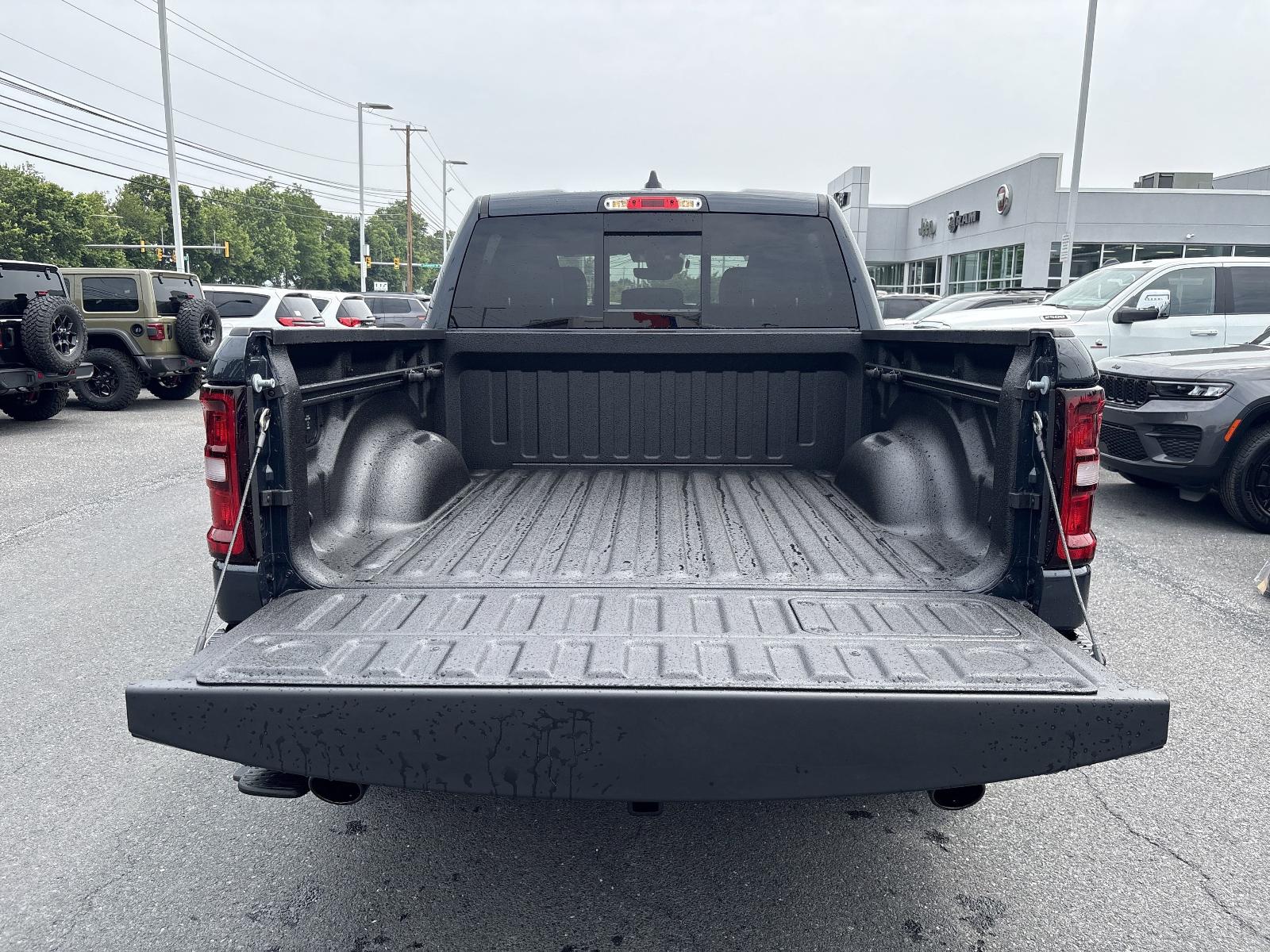 2025 Ram 1500 Vehicle Photo in Mechanicsburg, PA 17050-1707