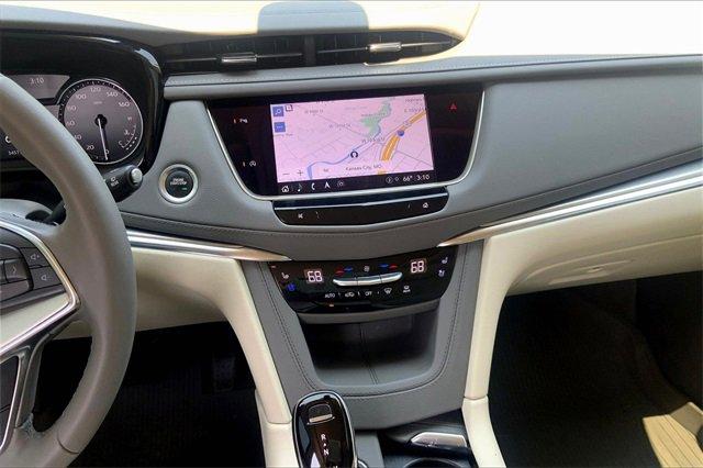 2022 Cadillac XT5 Vehicle Photo in KANSAS CITY, MO 64114-4545