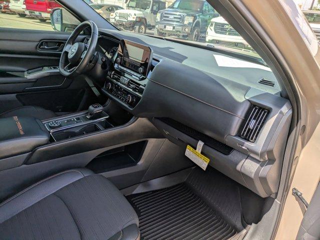 2023 Nissan Pathfinder Vehicle Photo in SELMA, TX 78154-1459