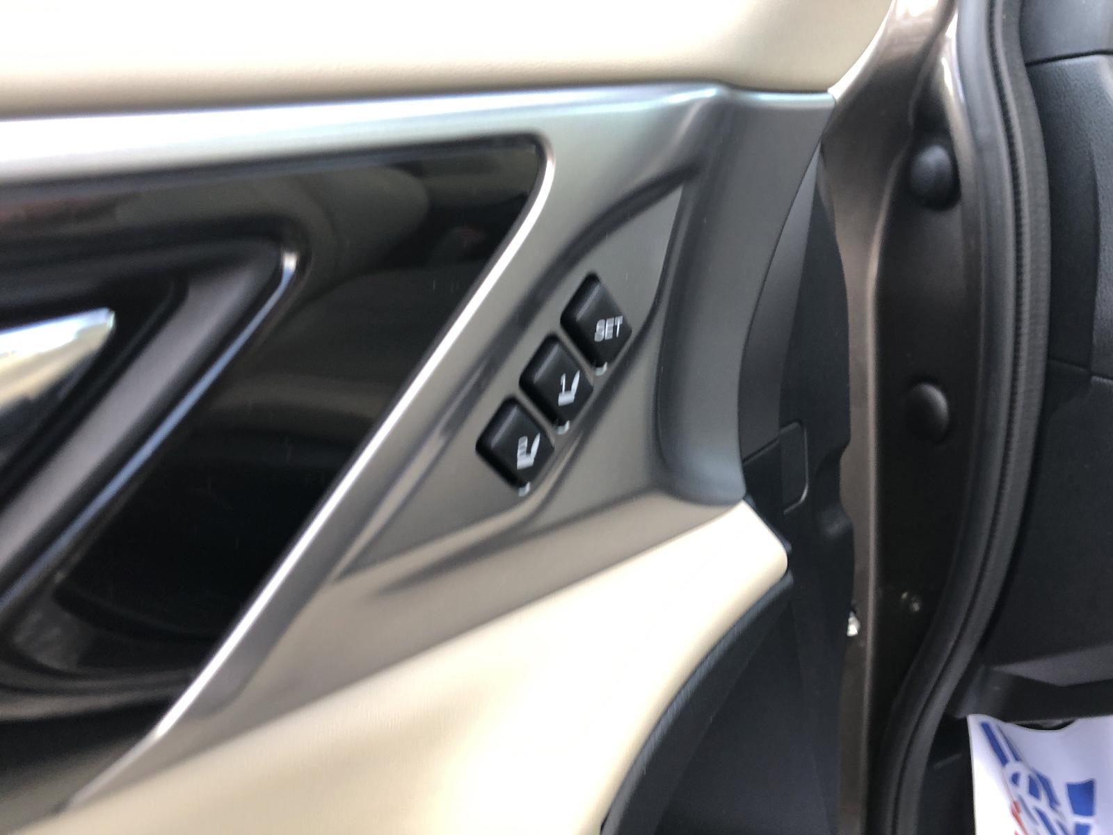 2022 Subaru Legacy Vehicle Photo in Mechanicsburg, PA 17050