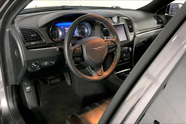 2023 Chrysler 300 Vehicle Photo in Kansas City, MO 64114
