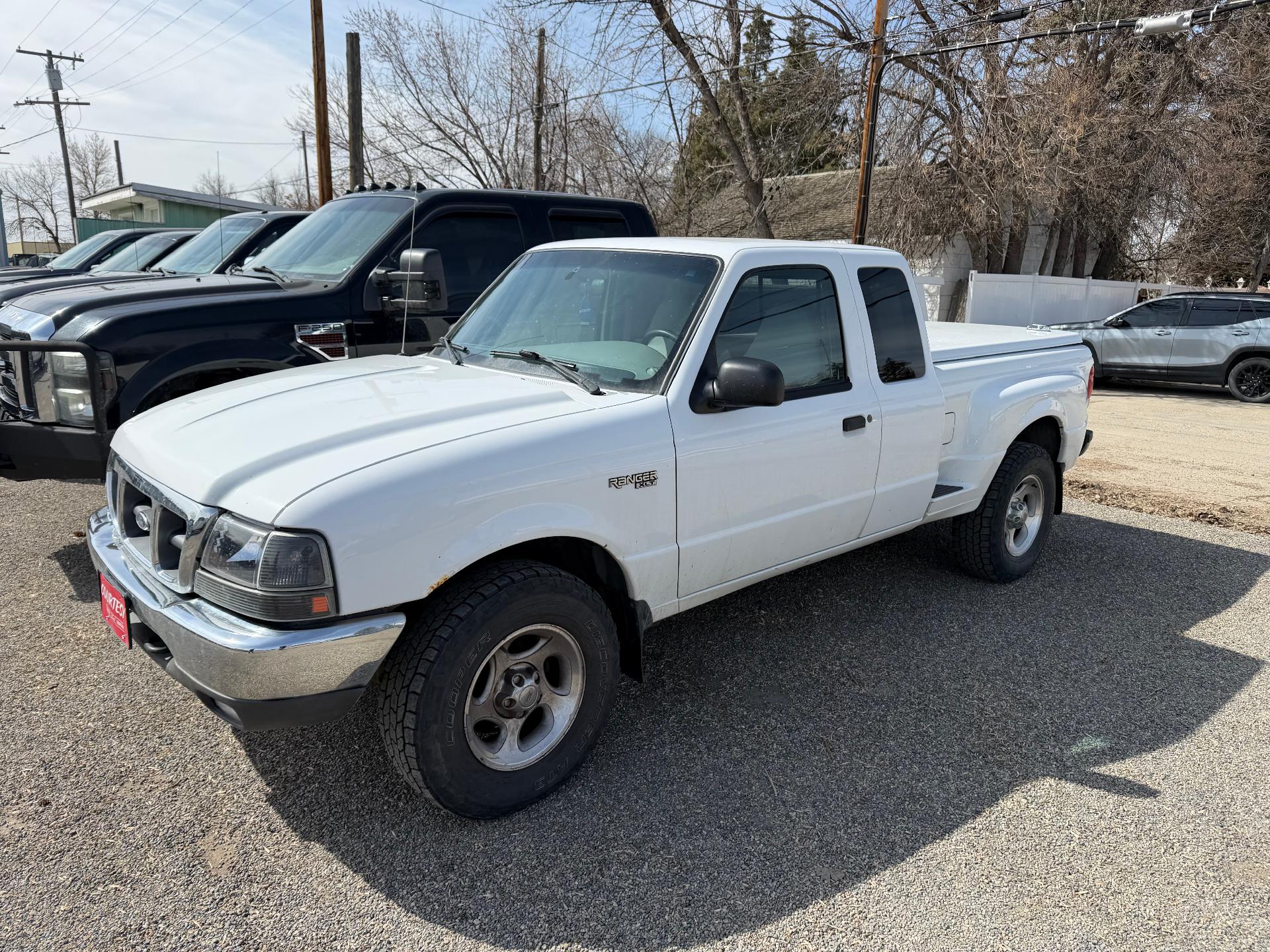 Oxford White 2000 Ford Ranger XLT Extended Cab 4WD SB Pickup Truck Four-Wheel Drive