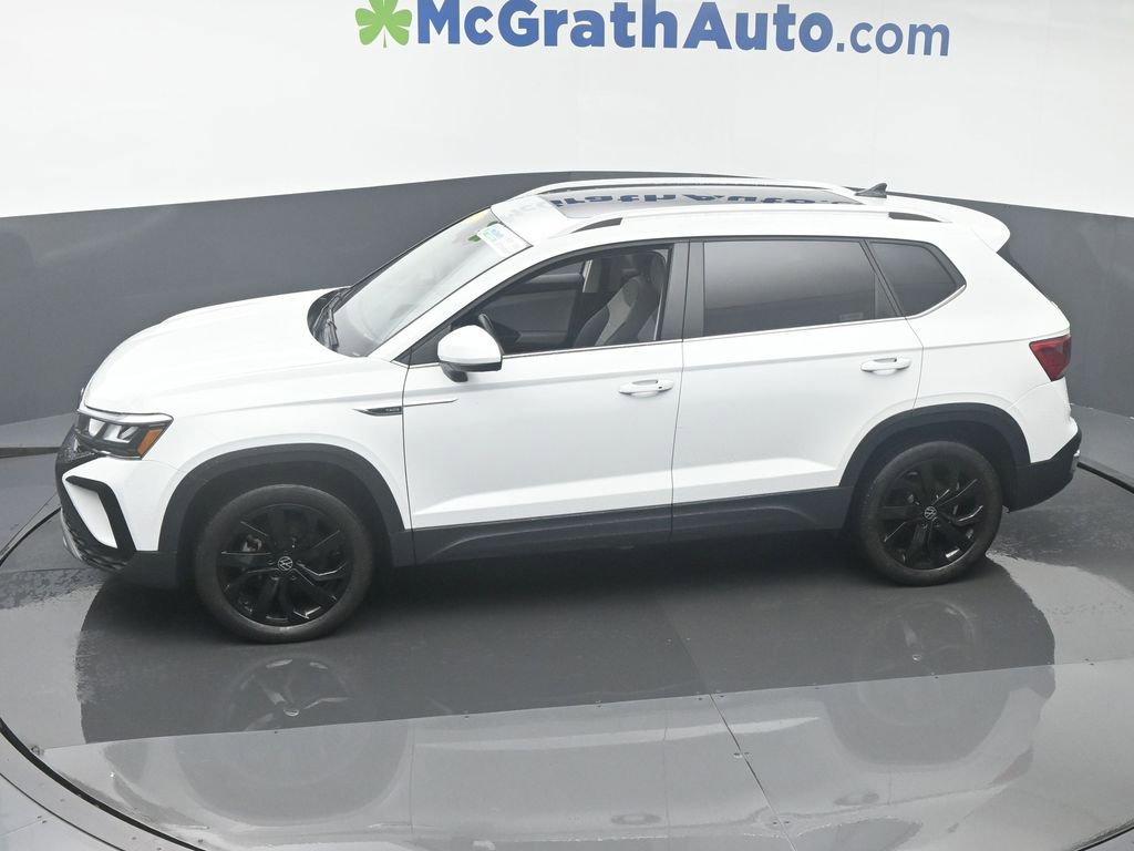 2022 Volkswagen Taos Vehicle Photo in Marion, IA 52302