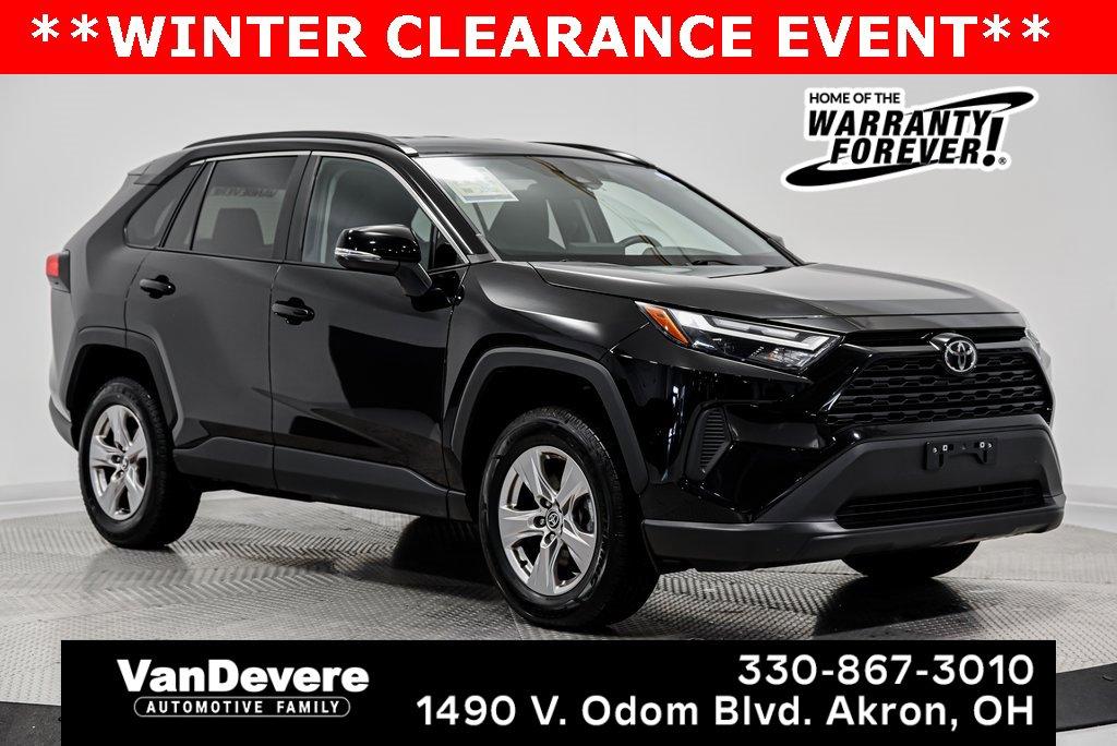 2022 Toyota RAV4 Vehicle Photo in AKRON, OH 44320-4088