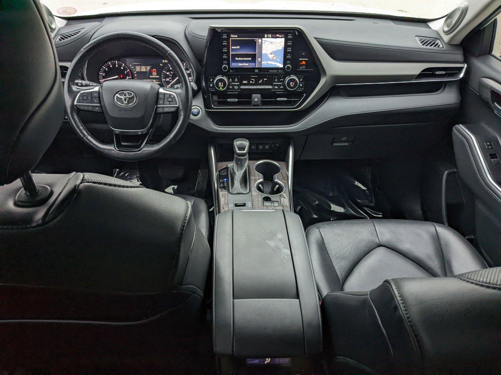 2021 Toyota Highlander Vehicle Photo in Davie, FL 33331