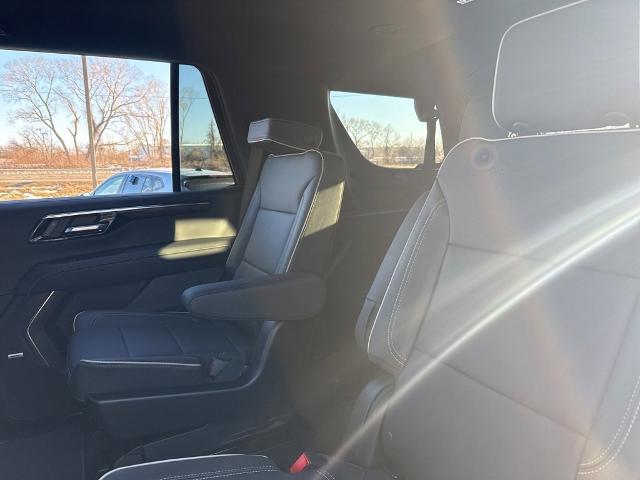 2025 Chevrolet Tahoe Vehicle Photo in MANHATTAN, KS 66502-5036