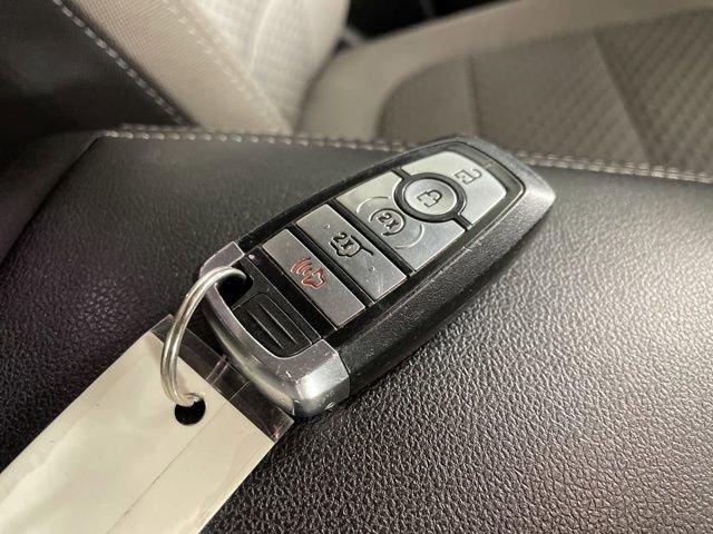 2021 Ford Escape Vehicle Photo in PHOENIX, AZ 85014-3381