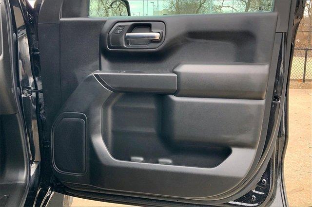 2024 Chevrolet Silverado 1500 Vehicle Photo in KANSAS CITY, MO 64114-4502