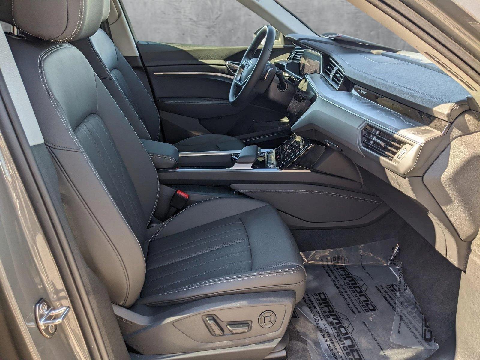 2024 Audi Q8 e-tron Vehicle Photo in Cockeysville, MD 21030