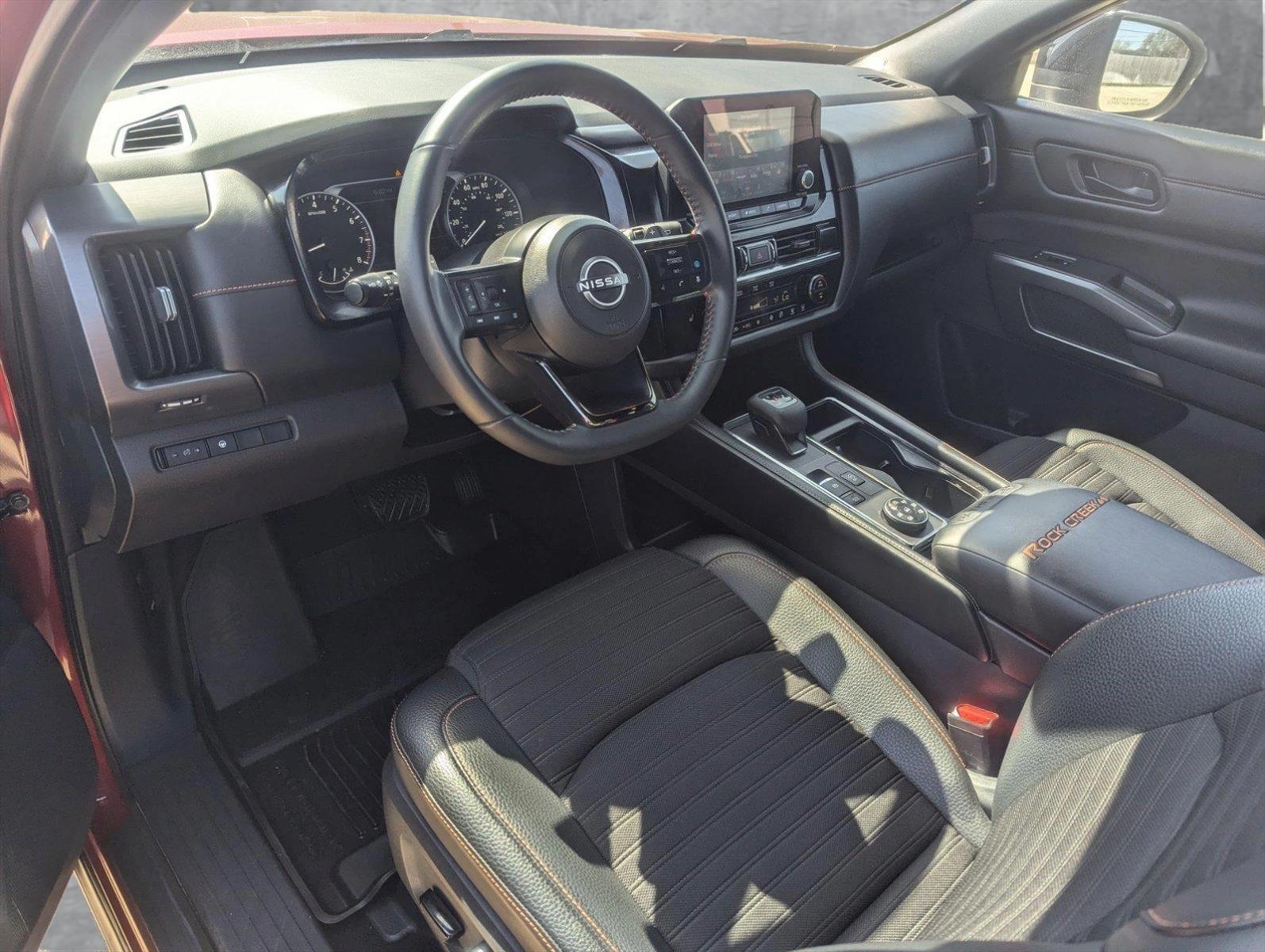 2024 Nissan Pathfinder Vehicle Photo in CORPUS CHRISTI, TX 78412-4902