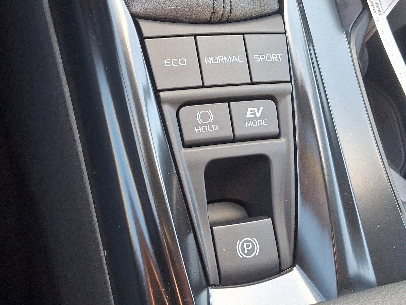 2025 Toyota Camry Vehicle Photo in Trevose, PA 19053