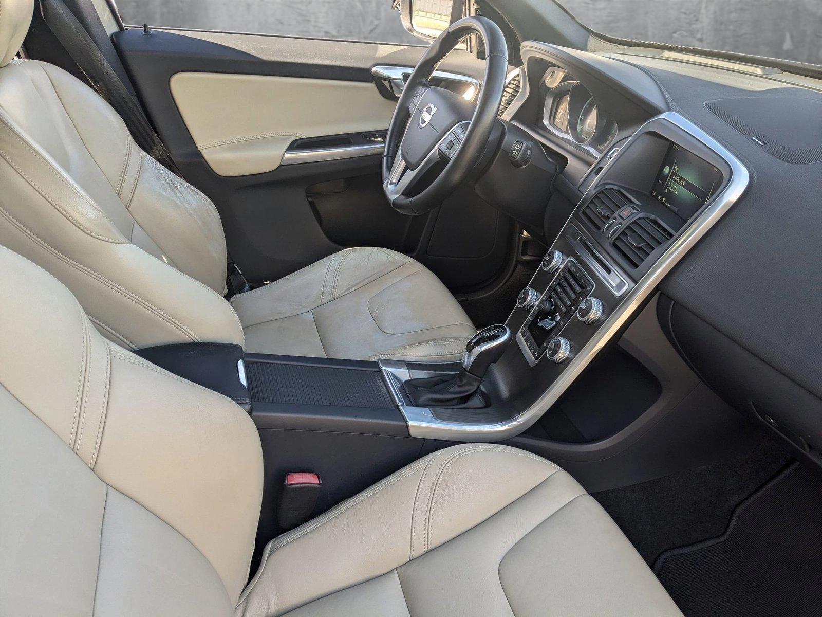 2015 Volvo XC60 Vehicle Photo in Towson, MD 21204