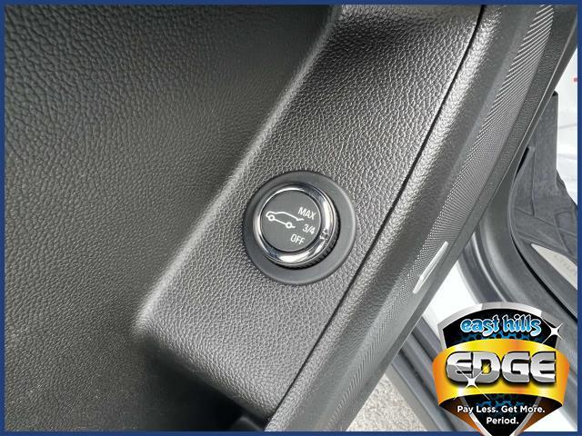 2022 Chevrolet Traverse Vehicle Photo in Roslyn, NY 11576