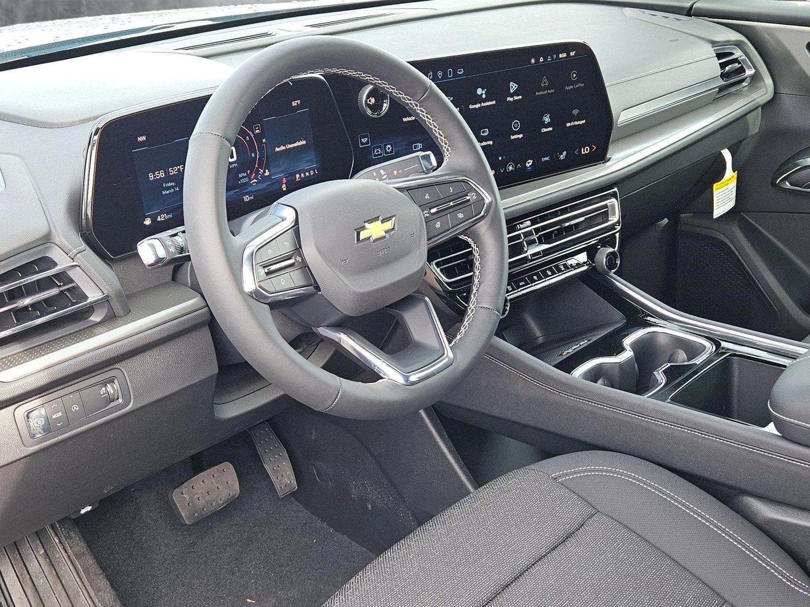 2025 Chevrolet Traverse Vehicle Photo in PEORIA, AZ 85382-3715