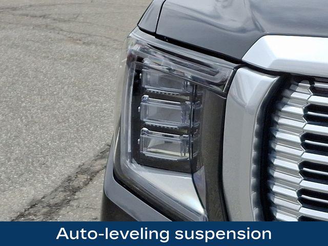 2024 GMC Yukon XL Vehicle Photo in PAWLING, NY 12564-3219