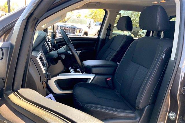 2019 Nissan Titan Vehicle Photo in TOPEKA, KS 66609-0000