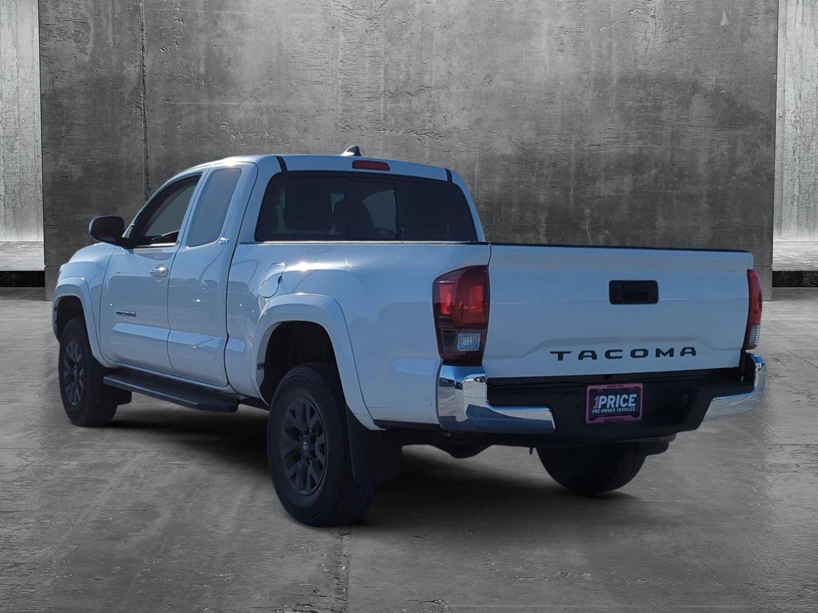 2023 Toyota Tacoma 2WD Vehicle Photo in Ft. Myers, FL 33907