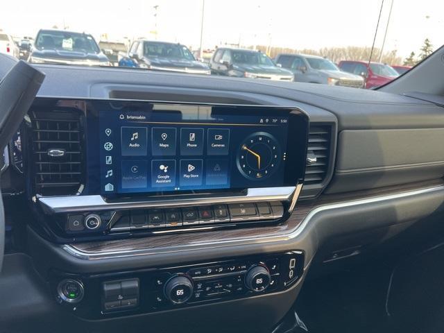 2024 Chevrolet Silverado 1500 Vehicle Photo in GREEN BAY, WI 54304-5303