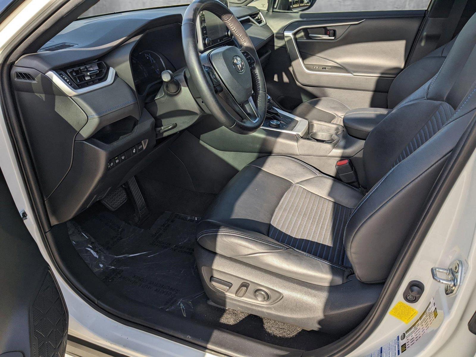 2021 Toyota RAV4 Vehicle Photo in Davie, FL 33331