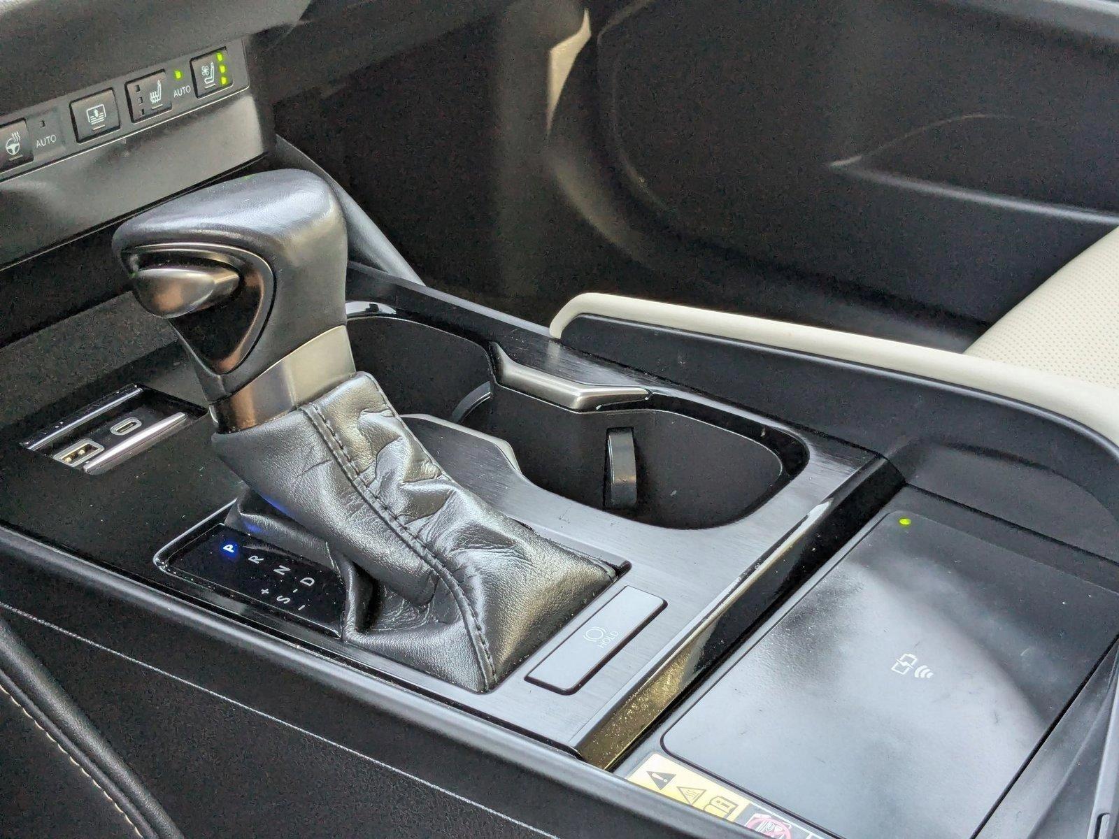 2024 Lexus ES 350 Vehicle Photo in Tampa, FL 33614