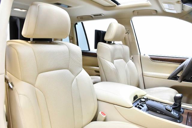 2016 Lexus LX 570 Vehicle Photo in DALLAS, TX 75235