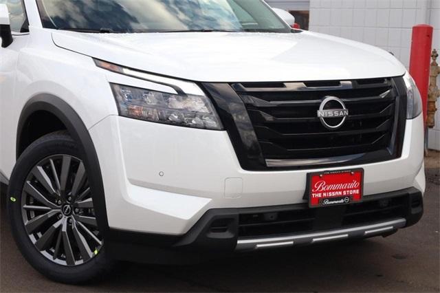 2025 Nissan Pathfinder Vehicle Photo in Hazelwood, MO 63042