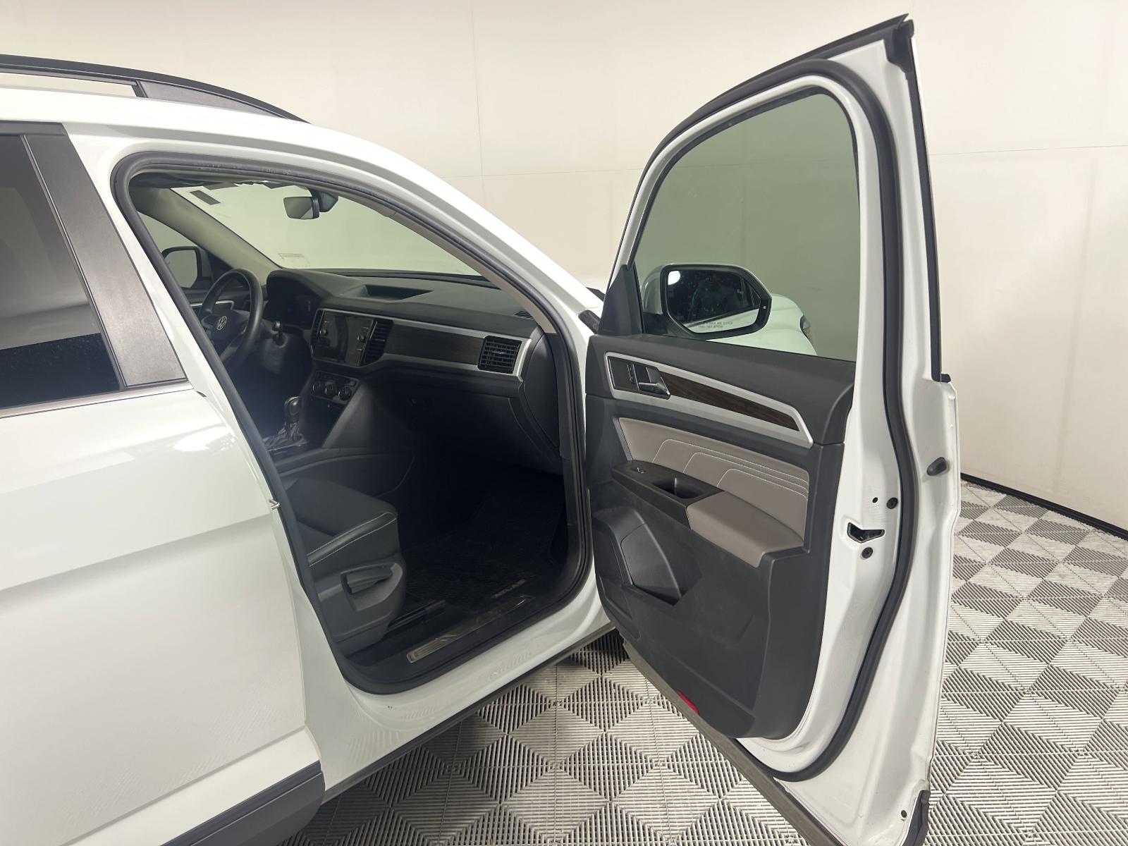 2022 Volkswagen Atlas Vehicle Photo in Georgetown, TX 78626