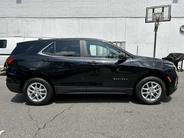 Certified 2022 Chevrolet Equinox LT with VIN 3GNAXUEV5NL185563 for sale in Roslyn, NY