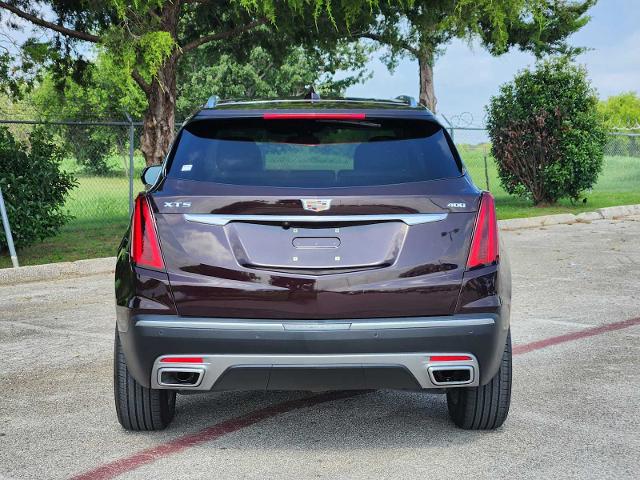 2021 Cadillac XT5 Vehicle Photo in DENTON, TX 76210-9321