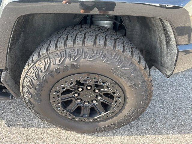 2024 GMC HUMMER EV SUV Vehicle Photo in BENTONVILLE, AR 72712-4322