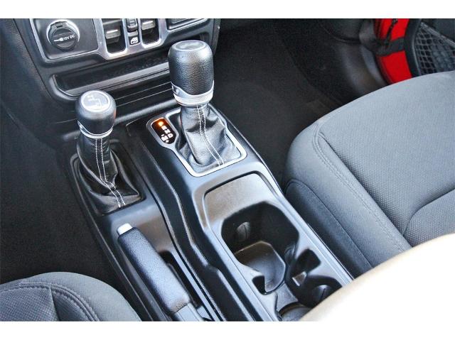 2021 Jeep Wrangler Vehicle Photo in ROSENBERG, TX 77471
