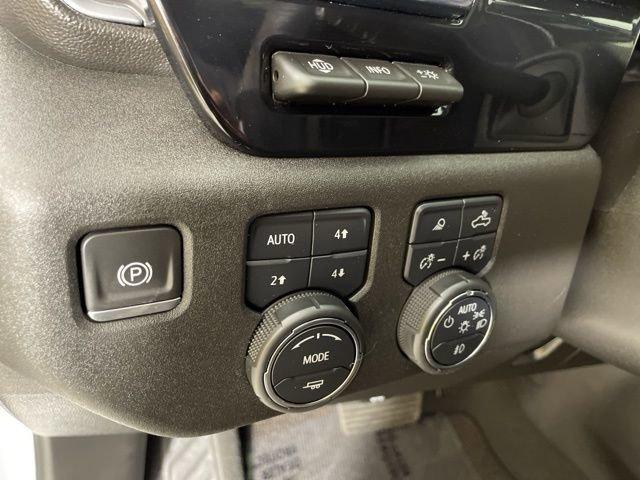 2024 Chevrolet Silverado 2500 HD Vehicle Photo in PHOENIX, AZ 85014-3381