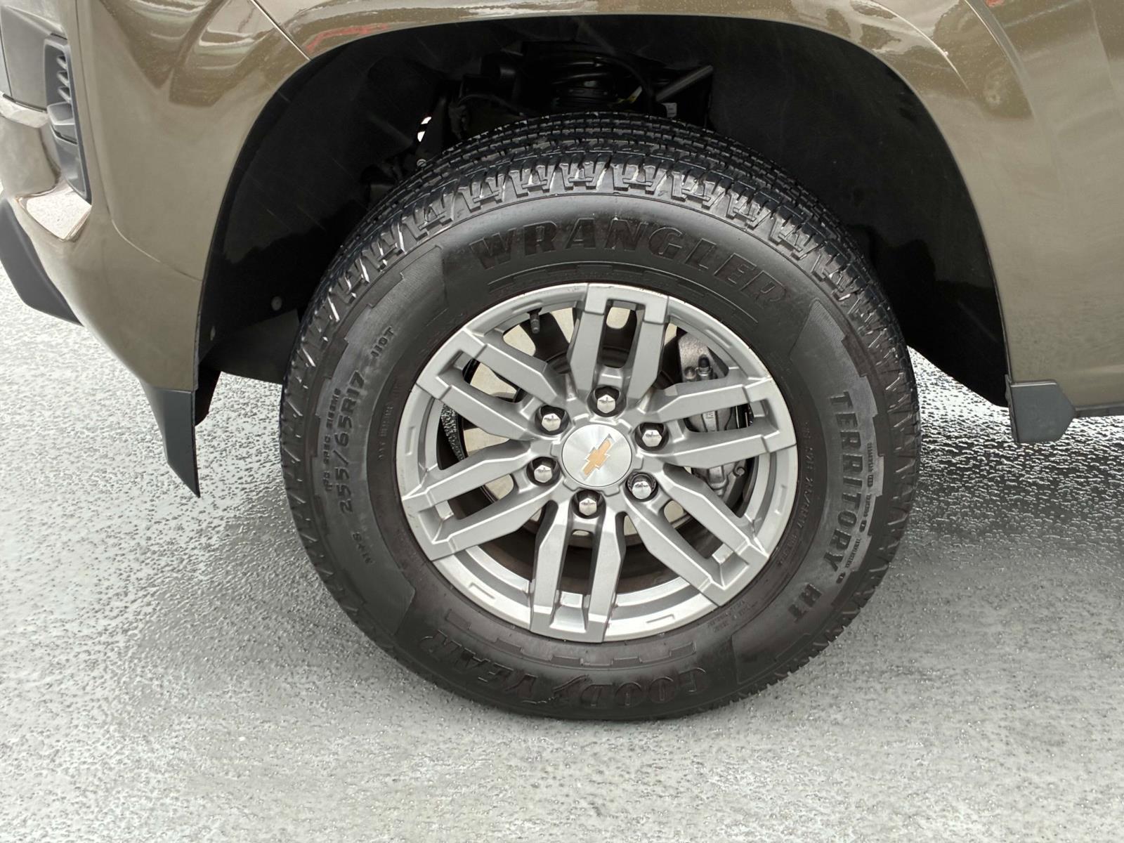 2024 Chevrolet Colorado Vehicle Photo in LOS ANGELES, CA 90007-3794