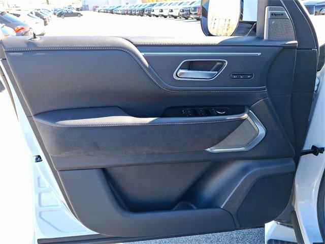 2025 INFINITI QX80 Vehicle Photo in Willow Grove, PA 19090