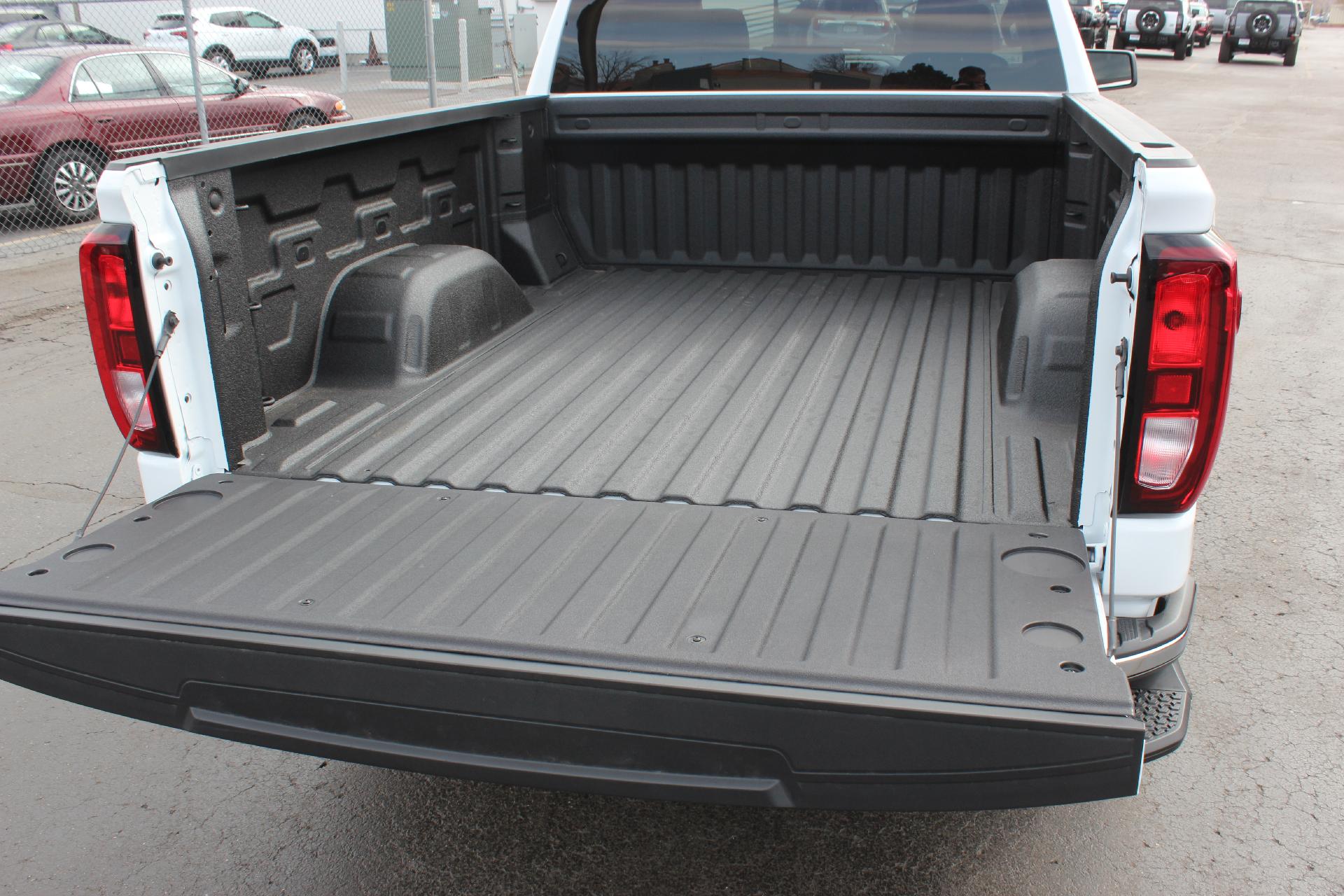 2025 GMC Sierra 1500 Vehicle Photo in AURORA, CO 80012-4011