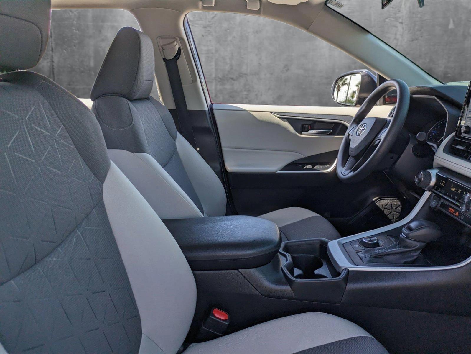 2021 Toyota RAV4 Vehicle Photo in Winter Park, FL 32792