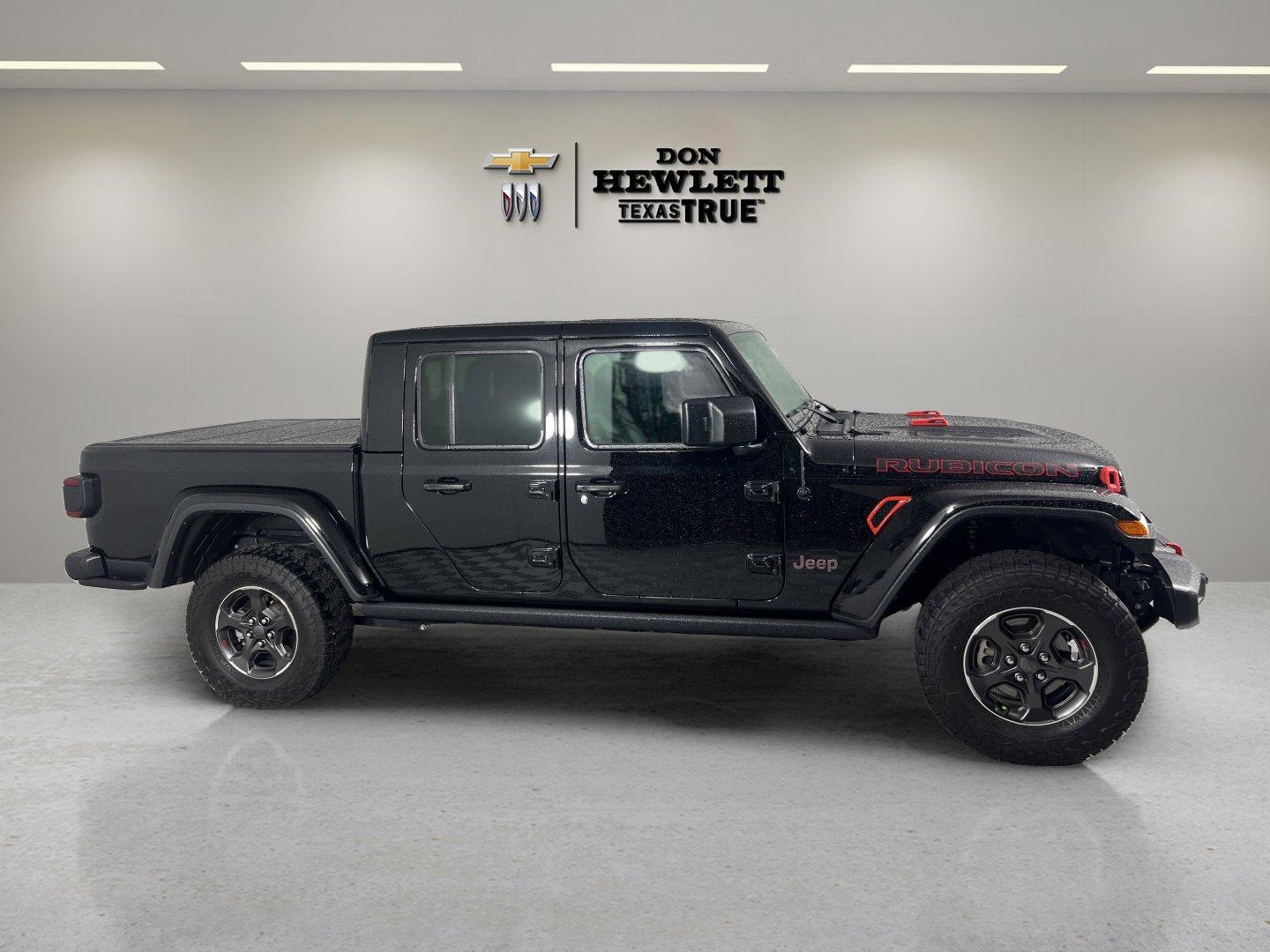 2021 Jeep Gladiator Vehicle Photo in GEORGETOWN, TX 78626-7508