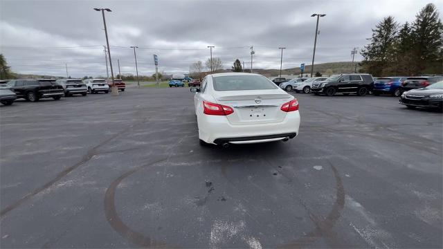 2016 Nissan Altima Vehicle Photo in TULLY, NY 13159-3159