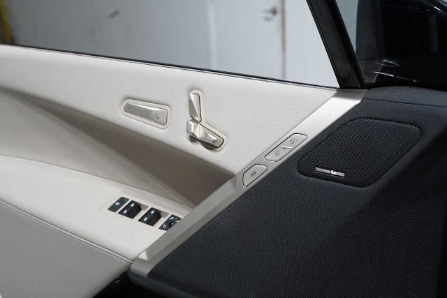 2024 BMW iX Vehicle Photo in GRAPEVINE, TX 76051