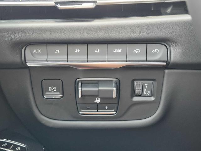 2025 Cadillac Escalade Vehicle Photo in Grapevine, TX 76051