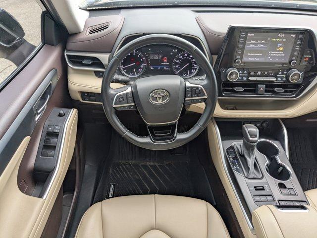 2021 Toyota Highlander Vehicle Photo in BRUNSWICK, GA 31525-1881