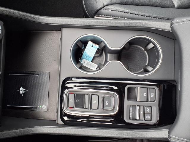 2025 Honda Pilot Vehicle Photo in Oshkosh, WI 54904